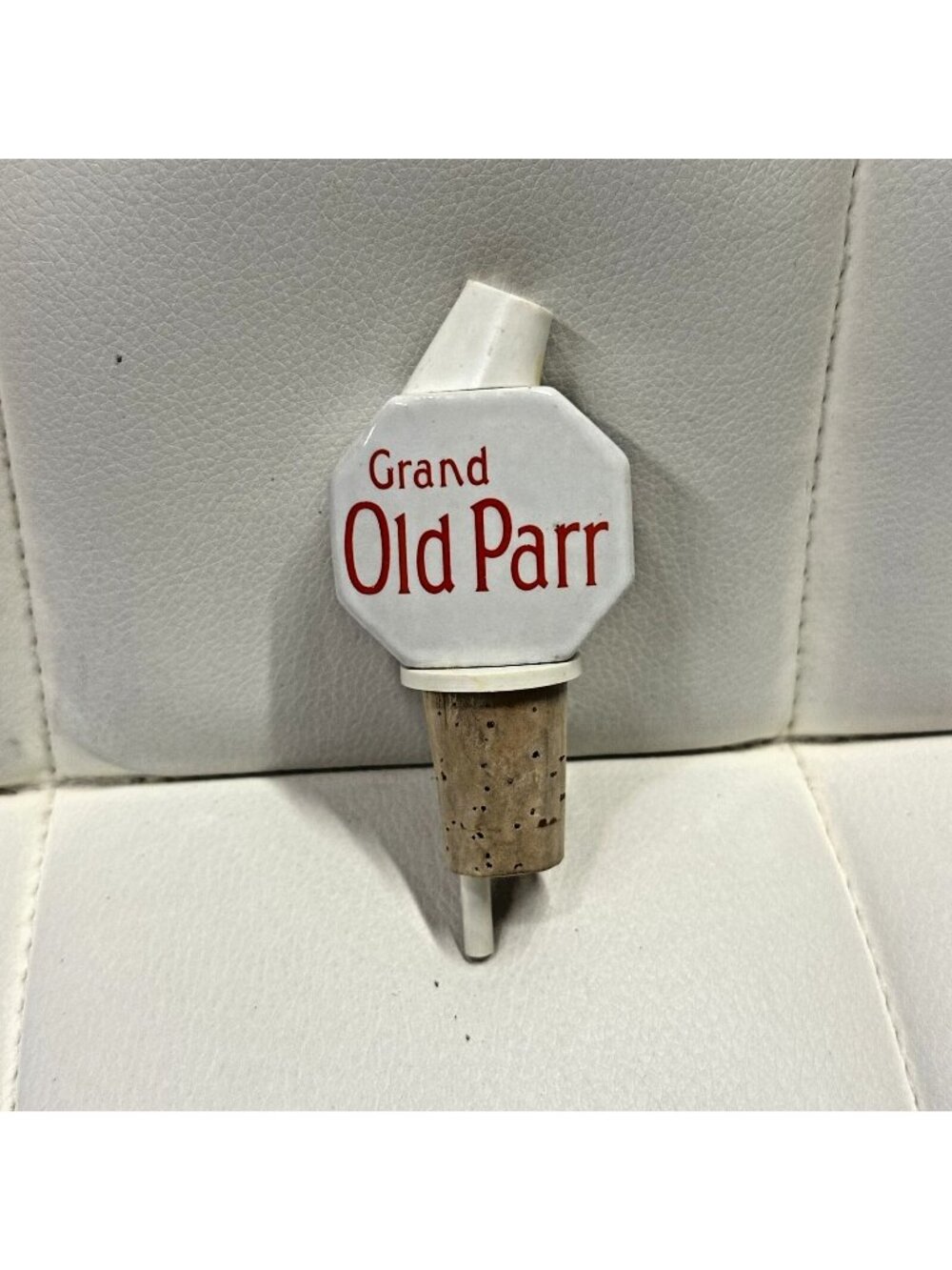 Vintage Grand Old Parr Ceramic Liquor Bottle Pour Spout Scotch Whiskey Topper